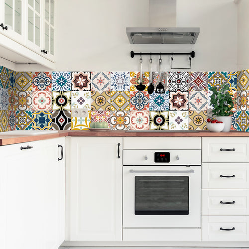 Vinyl Way - Collection Cementine multicolori - Piastrelle adesive incollate a uno splashback da cucina